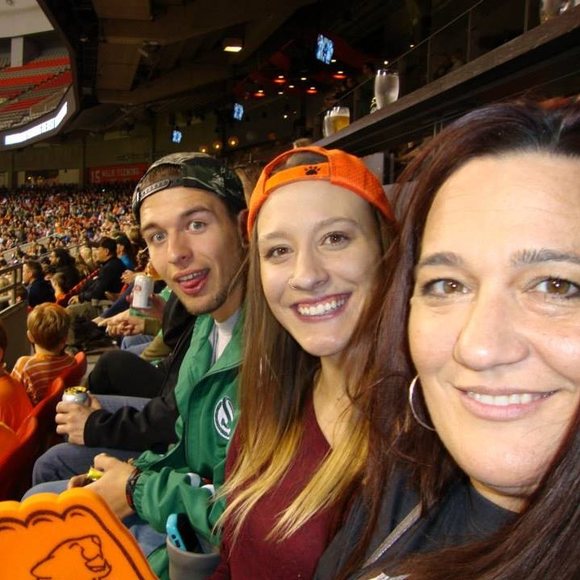 Meet your Posher, Lisa - Picture 1 of 1